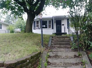 702 W 8th St, Marion, IN 46953
