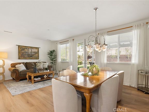 3rd image of 2472 N Highwood Rd
