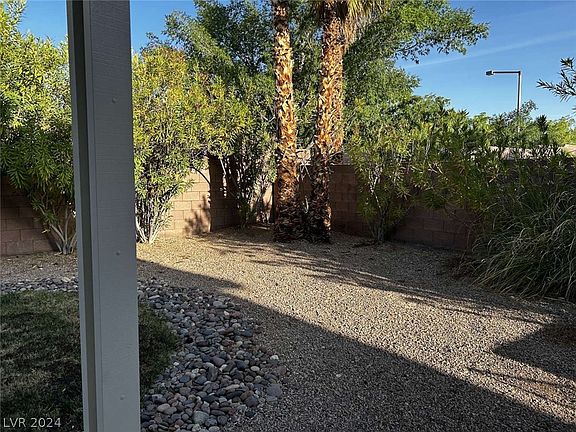 5th image of 2035 Digger Pine Dr