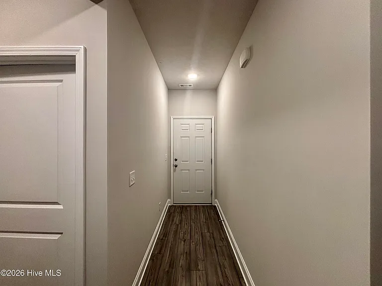 1101 Clareton Dr — Photo 3