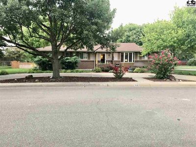108 Brome Grass Cir, Inman, KS, 67546