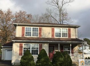 63 Applegate Ave, Monroe Township, NJ 08831