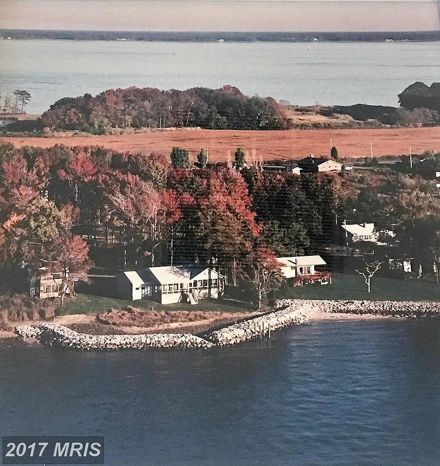 118 Chesapeake Bay Dr photo 1