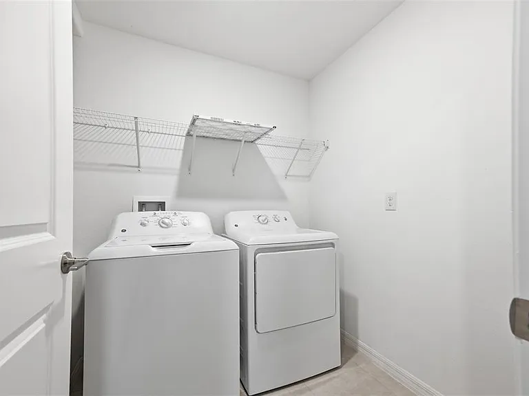 12860 Tripoli Ave — Photo 18