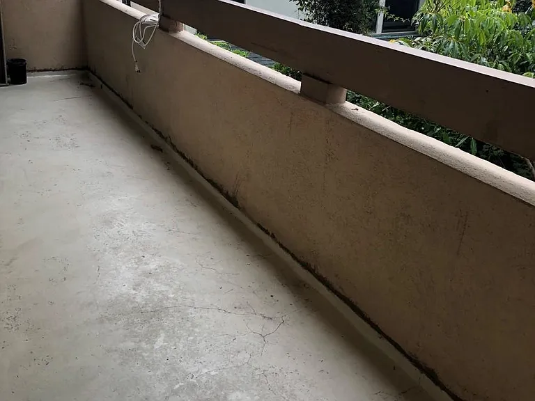 balcony