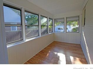 543 High St, Fairfield, CT 06824