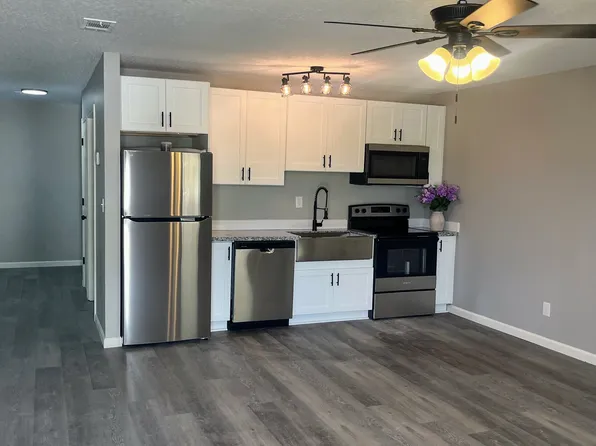 239 Hartfield Rd #1, Hattiesburg, MS 39402