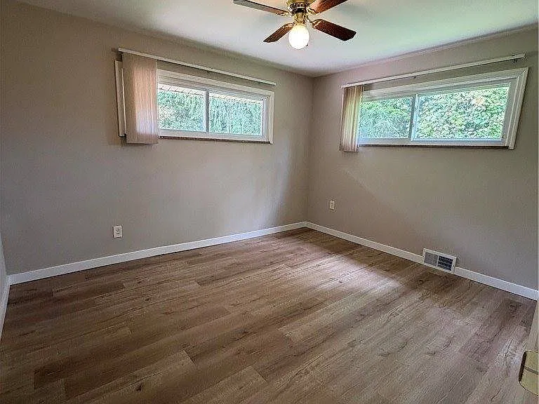 2104 Walter Rd — Photo 15