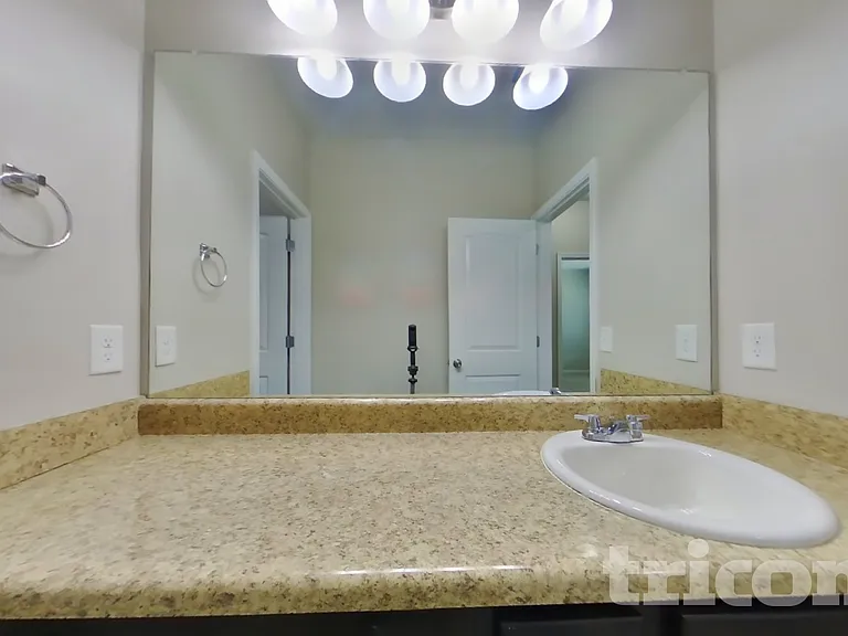228 Arbor Dr — Photo 13