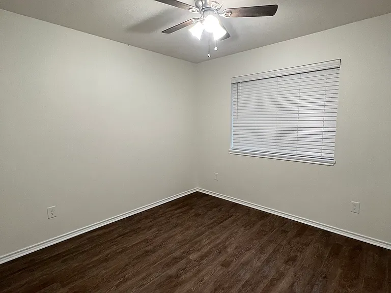 3927 Brynlee Cir #1 — Photo 10