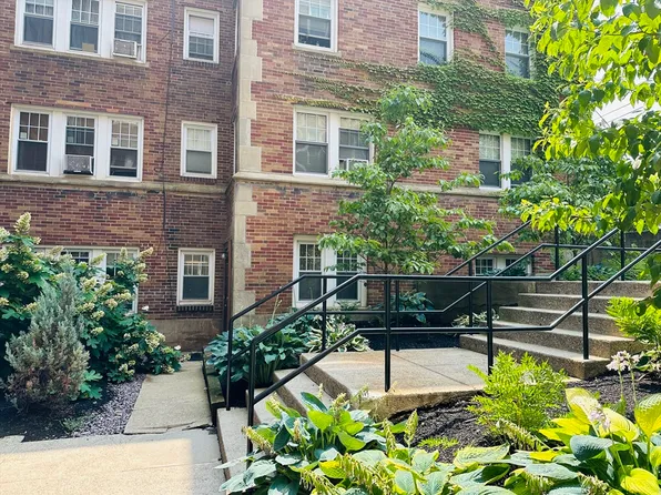195 Thomas Burgin Pkwy Unit 212, Quincy, MA 02169