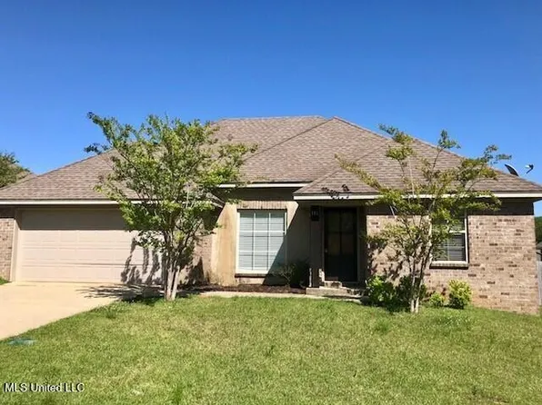 114 Silver Ridge Ln, Pearl, MS 39208