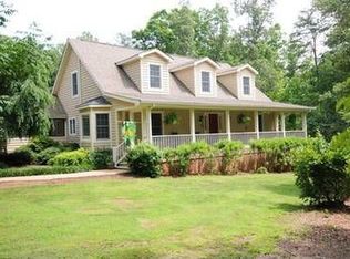 273 Autumn Ridge Dr, Keswick, VA 22947