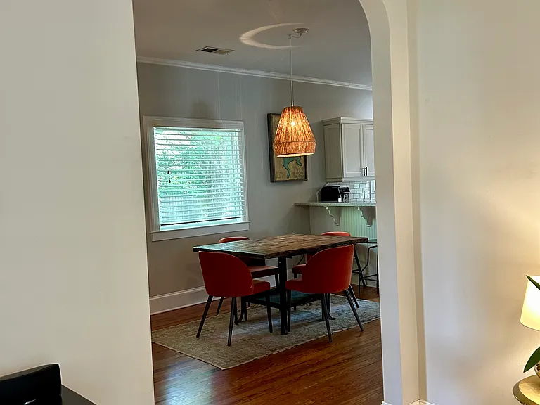 1058 Gilbert St SE — Photo 5