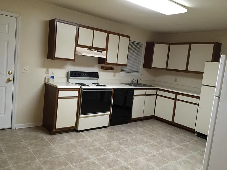 224 Pheasant Run Dr — Photo 12