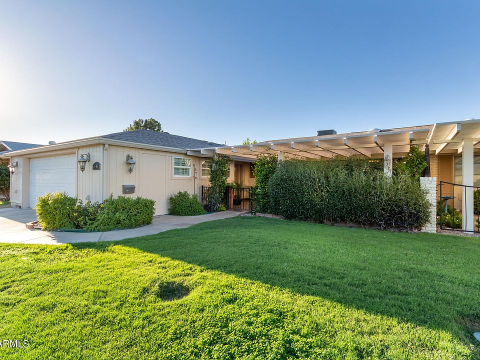 1st image of 10806 W CARON Drive