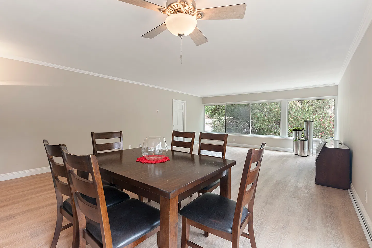 2 bed, 1312 sqft, $3,900 — Photo 3