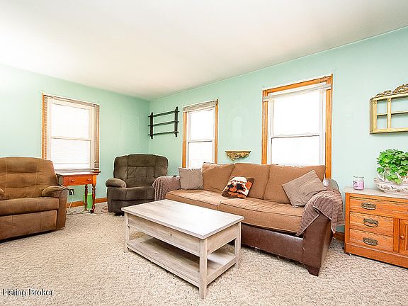 2nd image of 325 Webbmont Cir