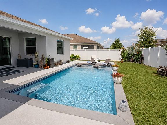 2nd image of 5795 SW 80th Ln