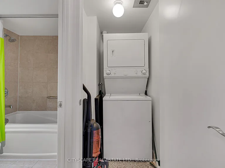 18 Harrison Garden Blvd #406 — Photo 25