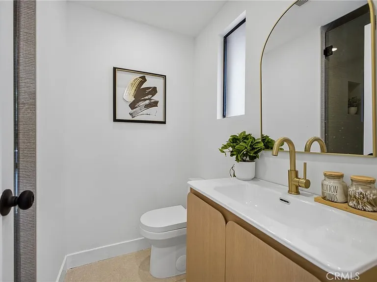 6845 Aura Ave — Photo 20