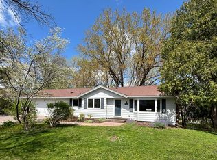 15800 Valley View Rd, Eden Prairie, MN 55344