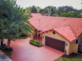 8574 NW 165th Ter, Miami Lakes, FL 33016