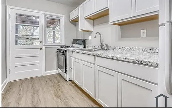 553 Welbrook Rd — Photo 6