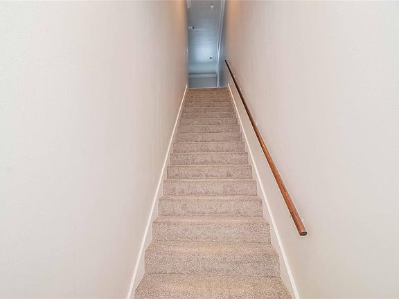 2nd image of 5021 Birchman Ave #5013