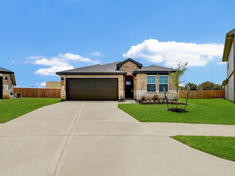 7802 Bel Fiore Dr