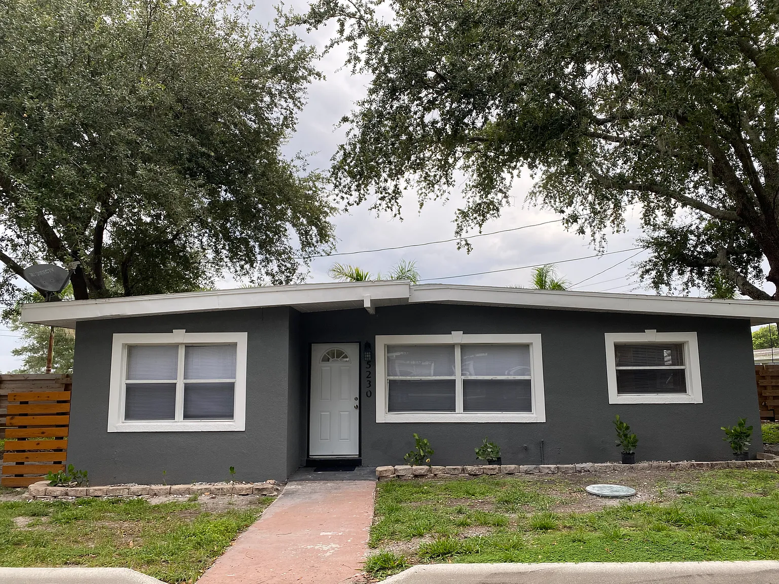 2 bed, 900 sqft, $1,800 — Photo 3