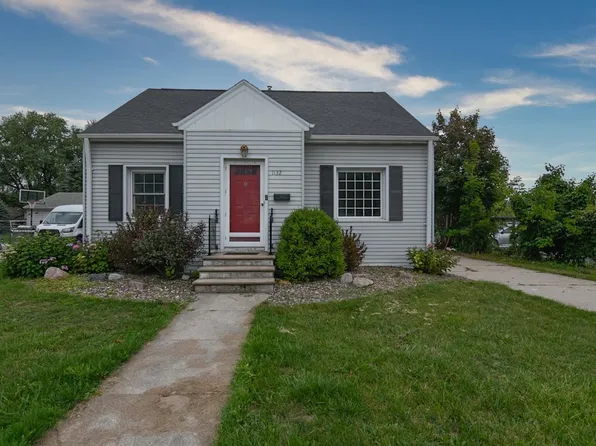1132 Bond St, Green Bay, WI 54303
