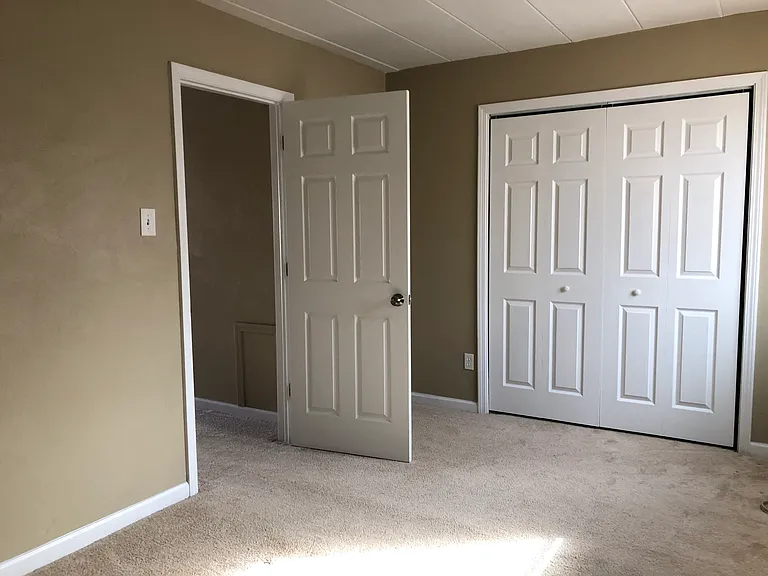 44A Shraders Ln — Photo 7