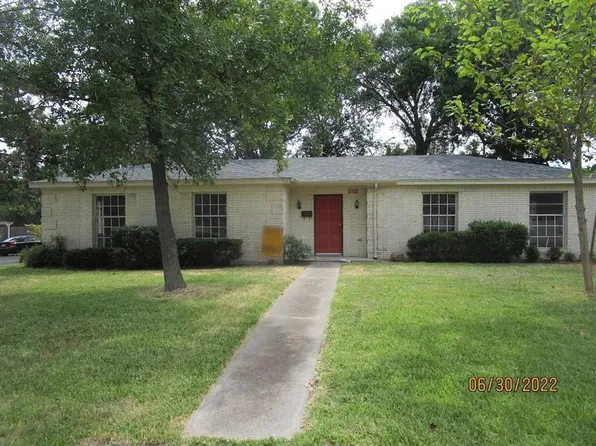 124 Maple St, Conroe, TX 77301