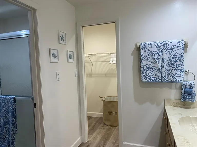 23184 Glory Ave — Photo 17
