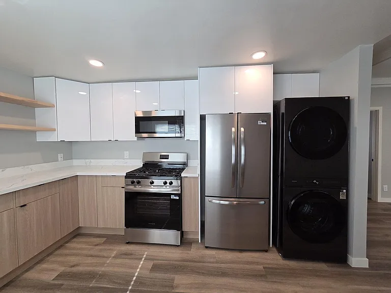 1411 Mohawk St #1411 — Photo 7