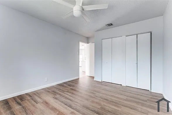 4847 Aspen Wood Dr — Photo 16