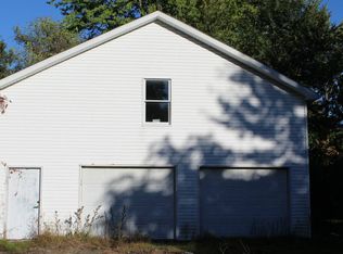 910 N Crissey Rd, Holland, OH 43528