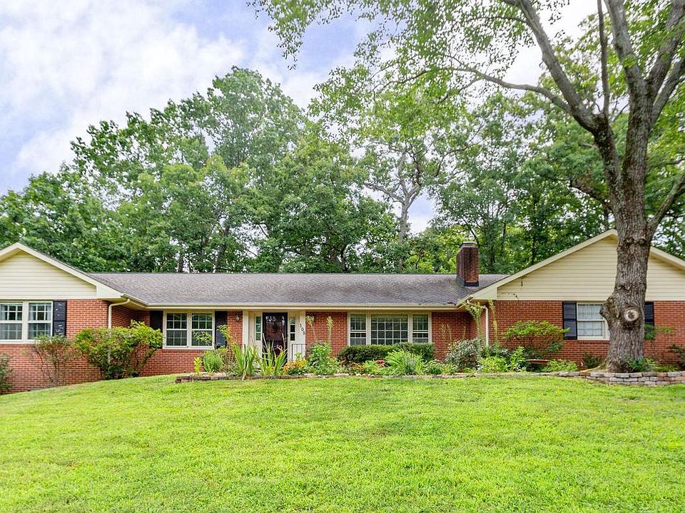 1st image of 109 Woodland Rd