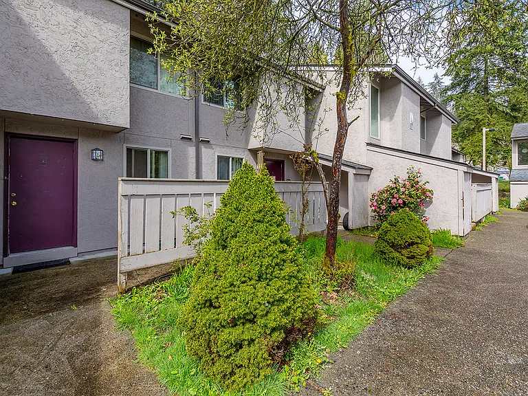 Marion Court Apartments — Photo 18
