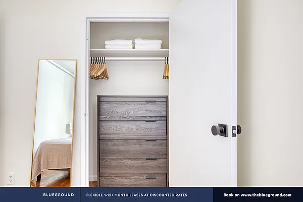 Rented by The Blueground | media 14