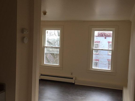 2nd image of 45 Park Ave APT 21