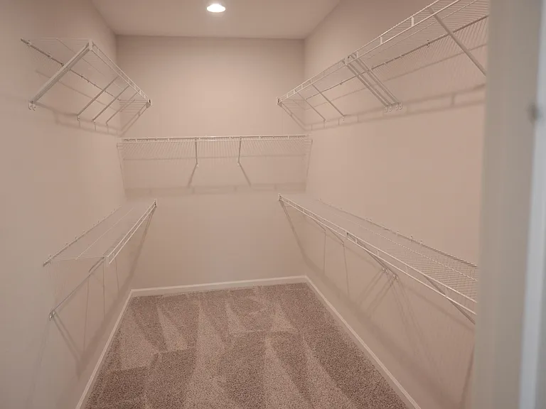 983 Manitou Cir — Photo 5
