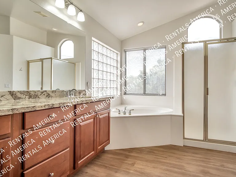 2631 S Leonard Pl — Photo 23