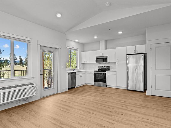 2nd image of 210 N Woodson St #200-206
