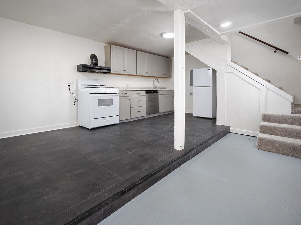 1st image of 1013 1/2 NW 45th St