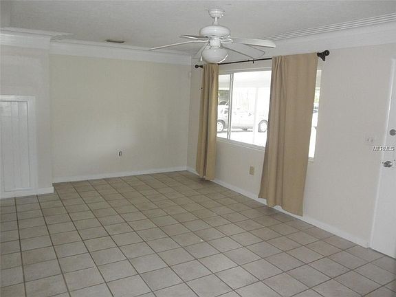 4th image of 1845 Joyce St