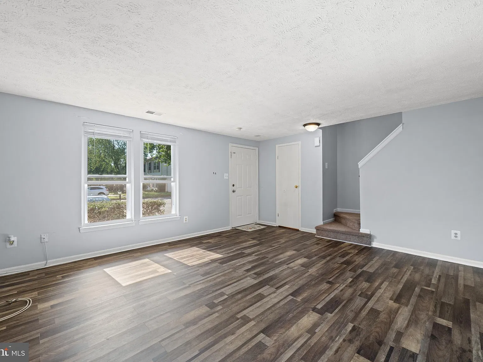 3 bed, 1.5 bath, 1120 sqft, $2,200 — Photo 4