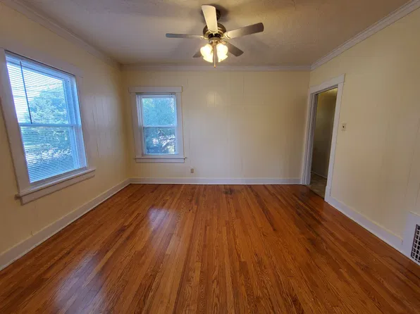 4930-4932 California St, 4930-4932 California St #4930, Omaha, NE 68132