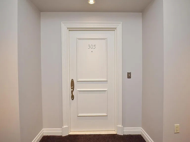 Unit 305 entry